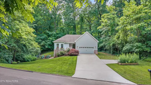 Knoxville, TN 37918,5807 Nottingham Rd