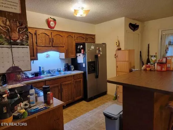 Spring City, TN 37381,398 Len Mar Rd