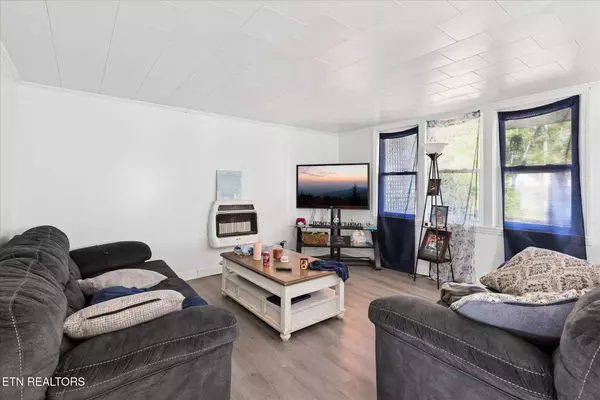 Harriman, TN 37748,722 Sewanee St