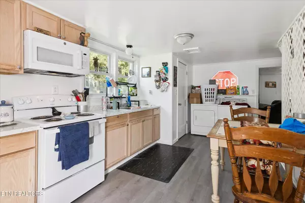 Harriman, TN 37748,722 Sewanee St