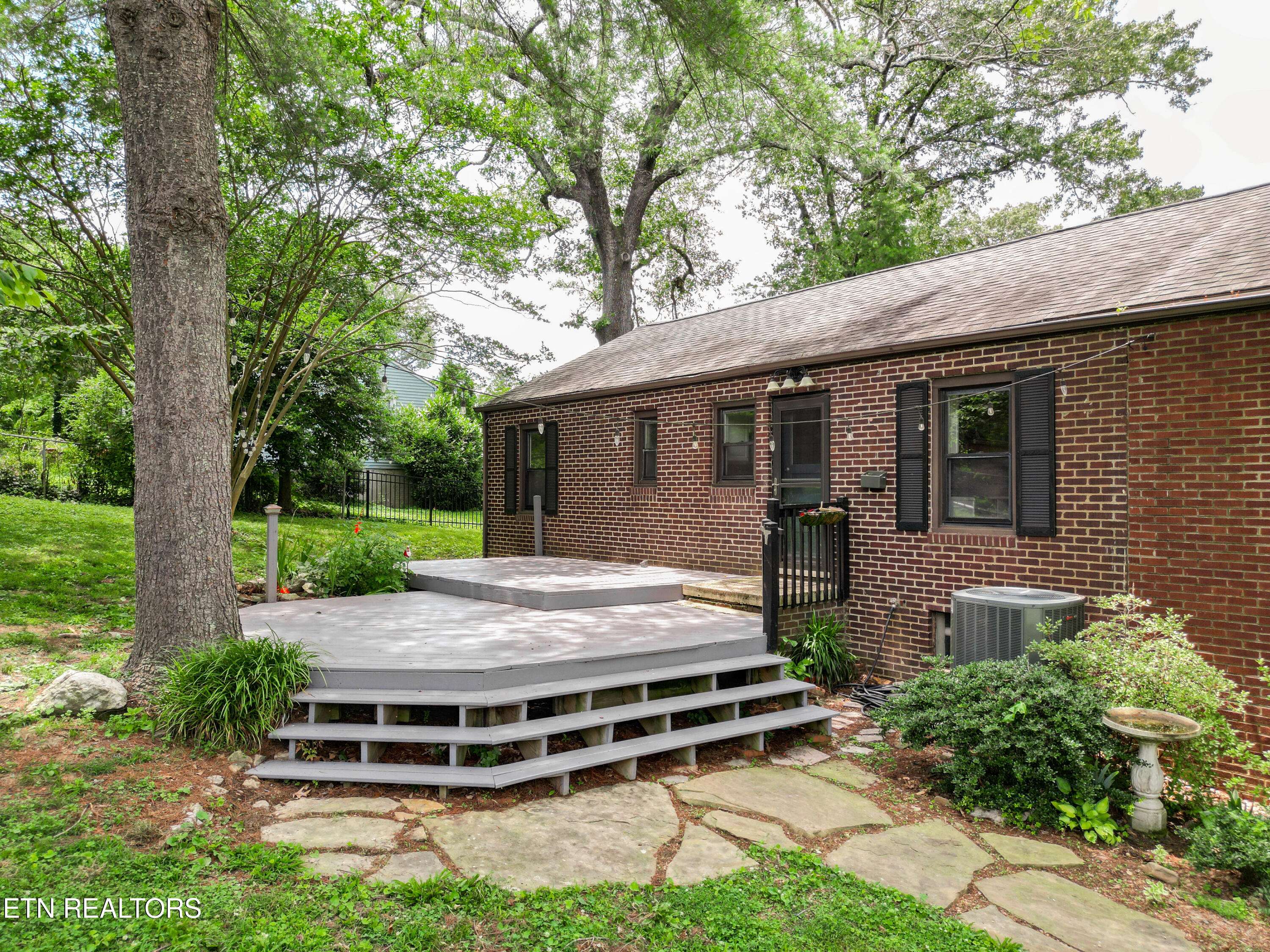 Maryville, TN 37801,1122 Tapoco Ave