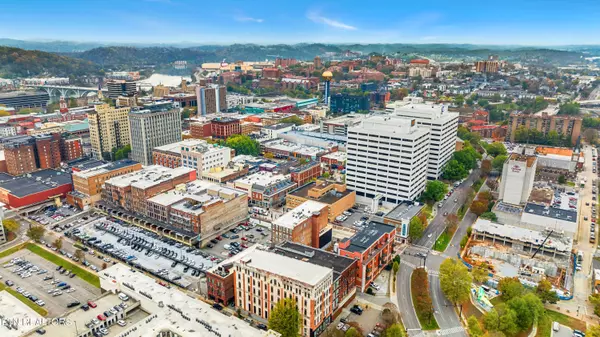 Knoxville, TN 37902,531 Gay St #1501