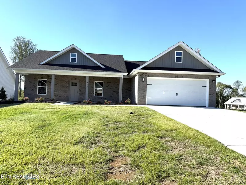 229 Mossy Rock Rd, Clinton, TN 37716