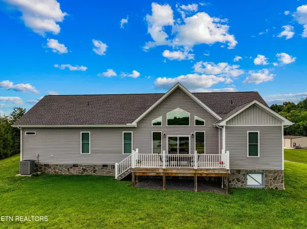 Dandridge, TN 37725,2139 Rainwater Rd