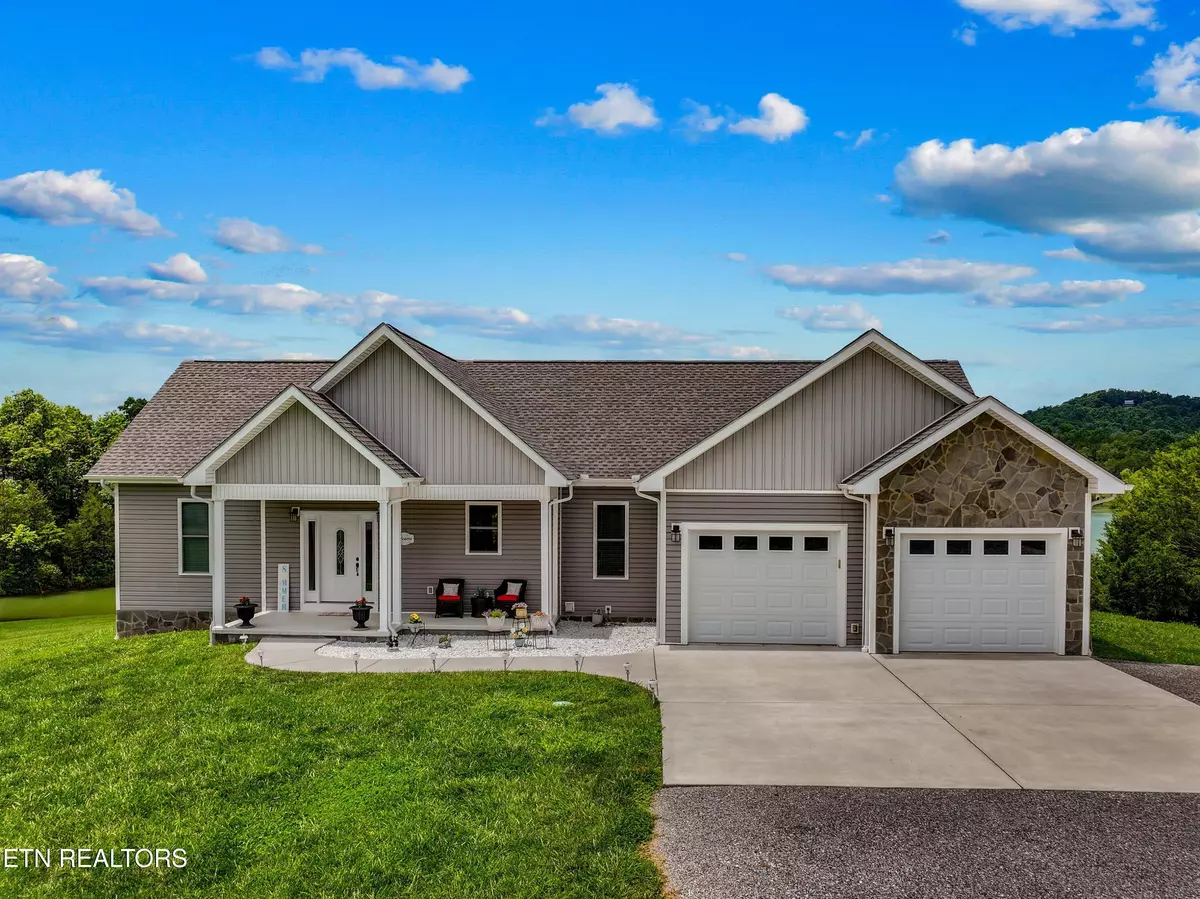 Dandridge, TN 37725,2139 Rainwater Rd