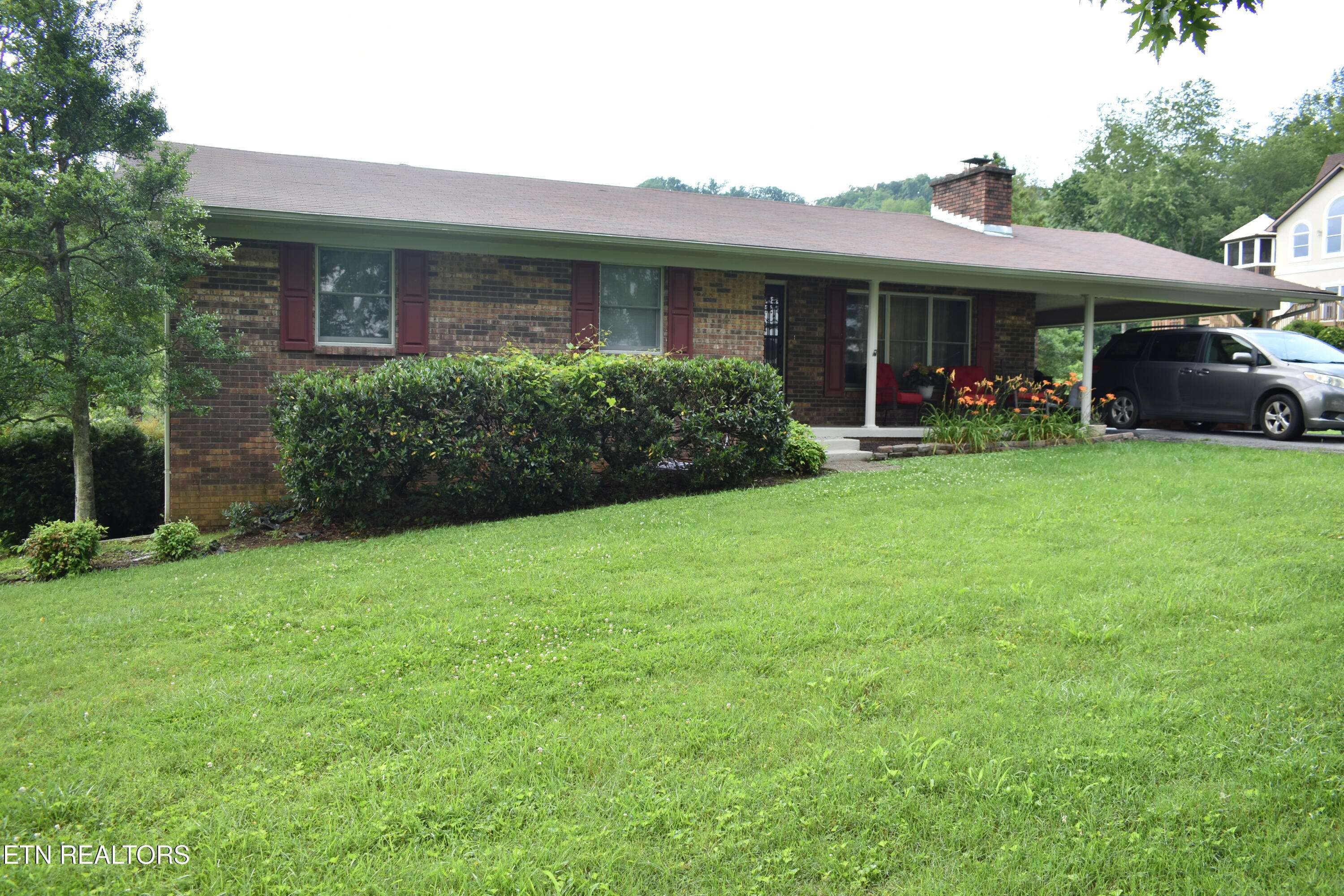 Harrogate, TN 37752,155 Meador LN