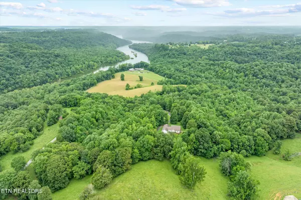 Byrdstown, TN 38549,5546 Old Kentucky Rd