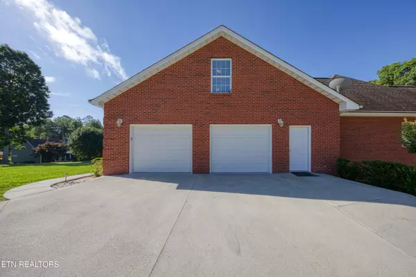 Lenoir City, TN 37771,2150 Hirst CIR
