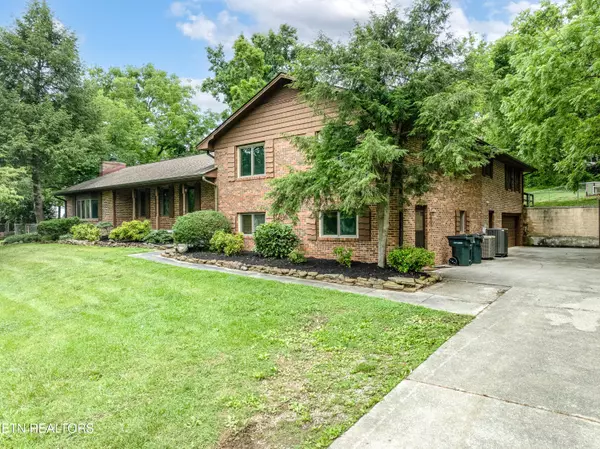 Maryville, TN 37804,4617 Wildwood Rd