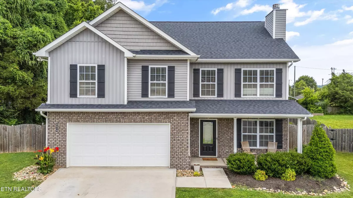 Knoxville, TN 37918,6979 Holliday Park LN