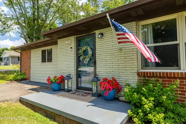 Maryville, TN 37804,101 Hopi DR
