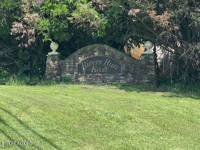 5034 Reliant Lane LN, Knoxville, TN 37914