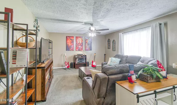 Jacksboro, TN 37757,181 Overlook LN