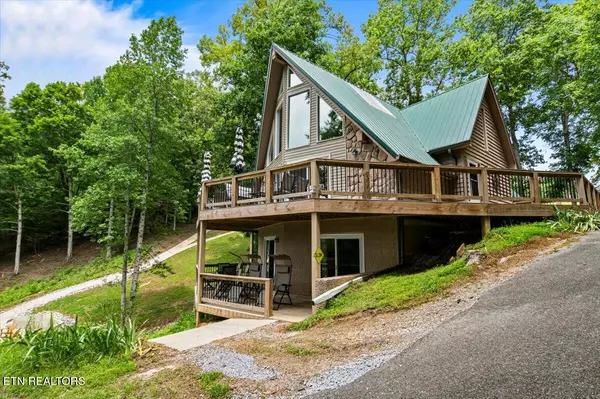 824 Deerfield WAY, Lafollette, TN 37766