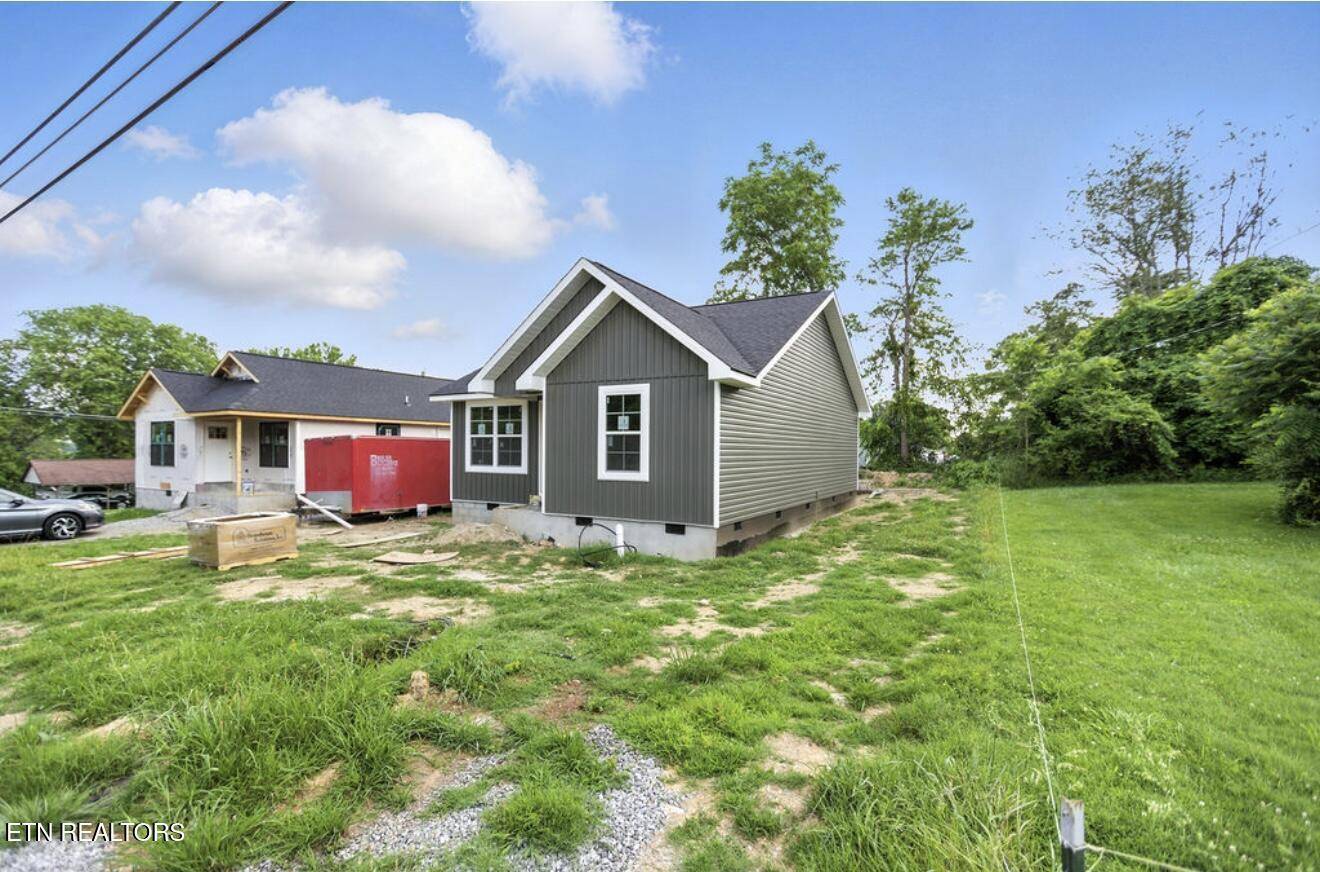 Tazewell, TN 37879,317 FUKERSON St
