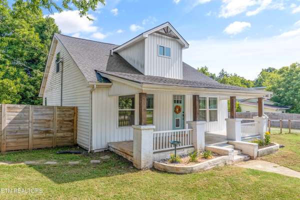 5813 Thorn Grove PIKE, Knoxville, TN 37914