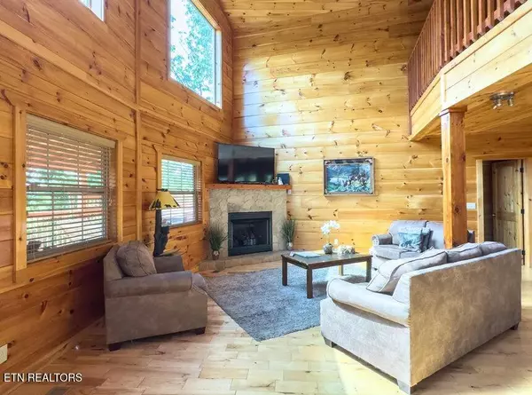 Sevierville, TN 37876,2205 Meredith WAY