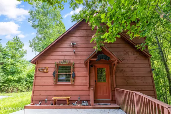 Gatlinburg, TN 37738,4110 Kidds WAY #6