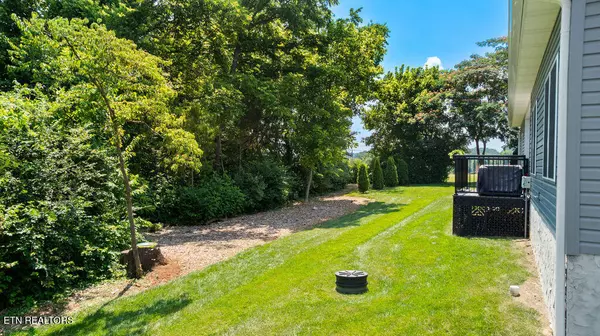 Loudon, TN 37774,425 Cheeyo PL