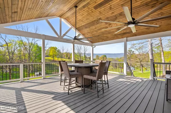 Lafollette, TN 37766,238 Mac Ivey LN