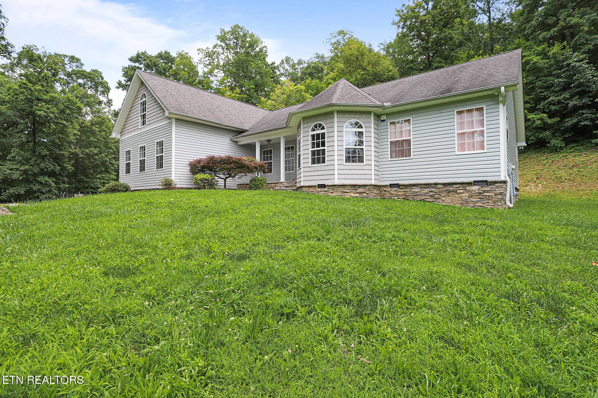 Washburn, TN 37888,982 Jordan Rd