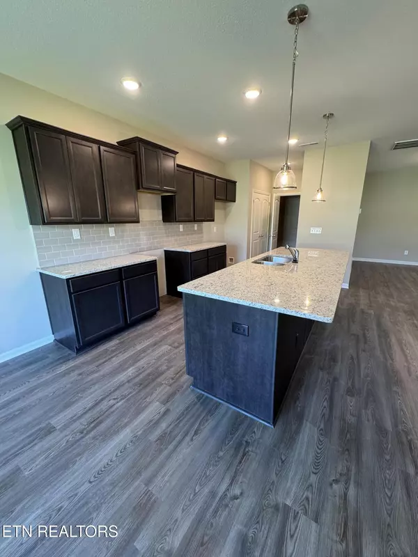 Knoxville, TN 37932,1666 Hickory Meadows DR