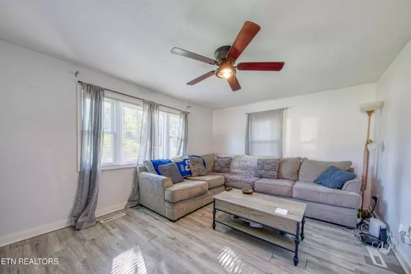 Knoxville, TN 37920,4621 Freund St