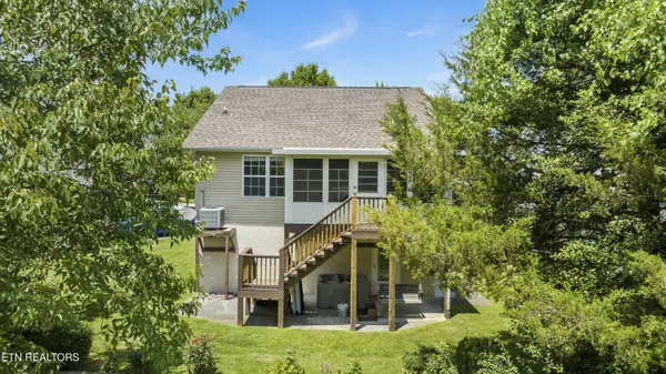 Pigeon Forge, TN 37863,814 Plantation DR