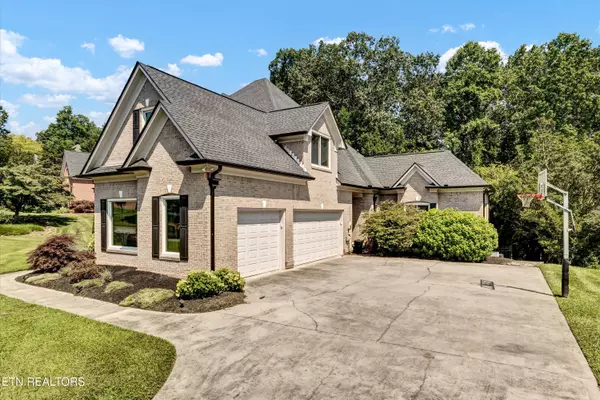 Oak Ridge, TN 37830,10 Rockingham Rd