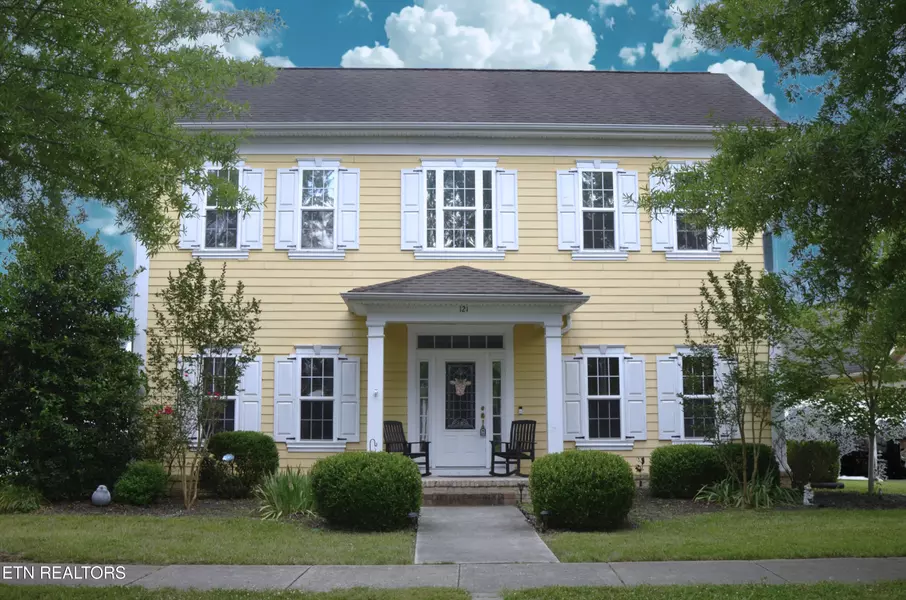 121 Fallberry St, Oak Ridge, TN 37830