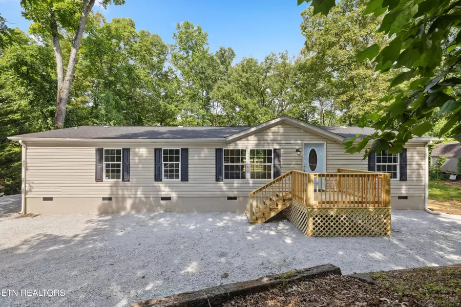 197 Shady DR, Harriman, TN 37748