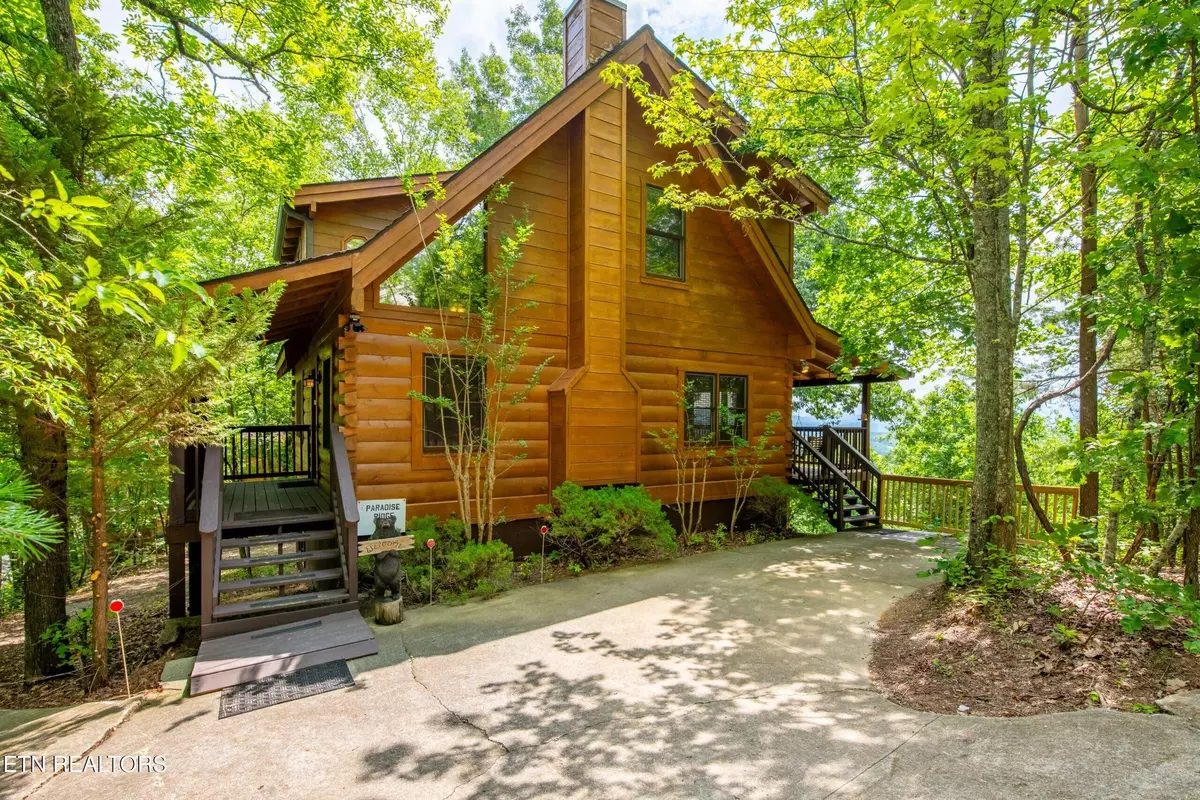 Pigeon Forge, TN 37863,813 Lloyd Huskey Rd