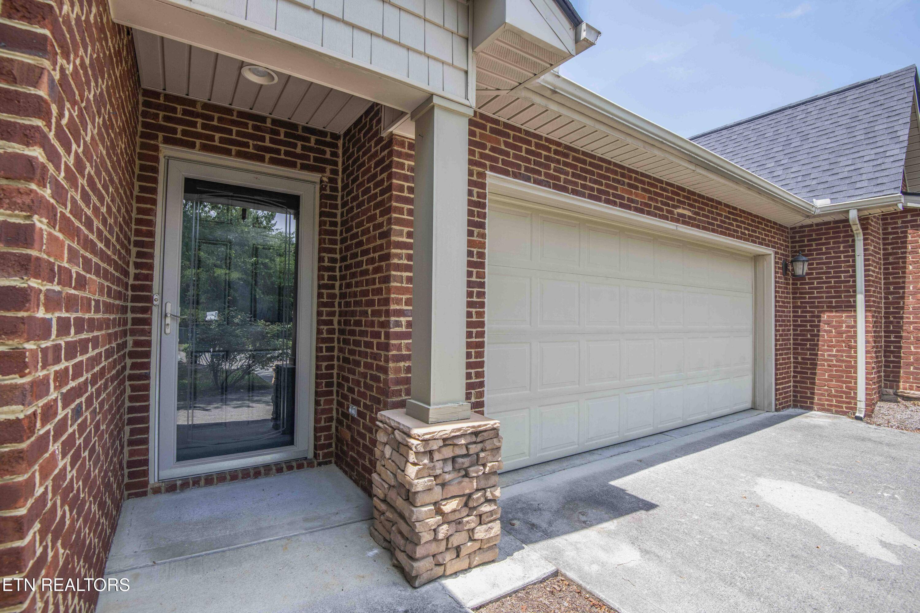 Knoxville, TN 37924,6161 Mcmillan Creek DR