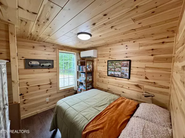 Philadelphia, TN 37846,3493 Foshee Rd