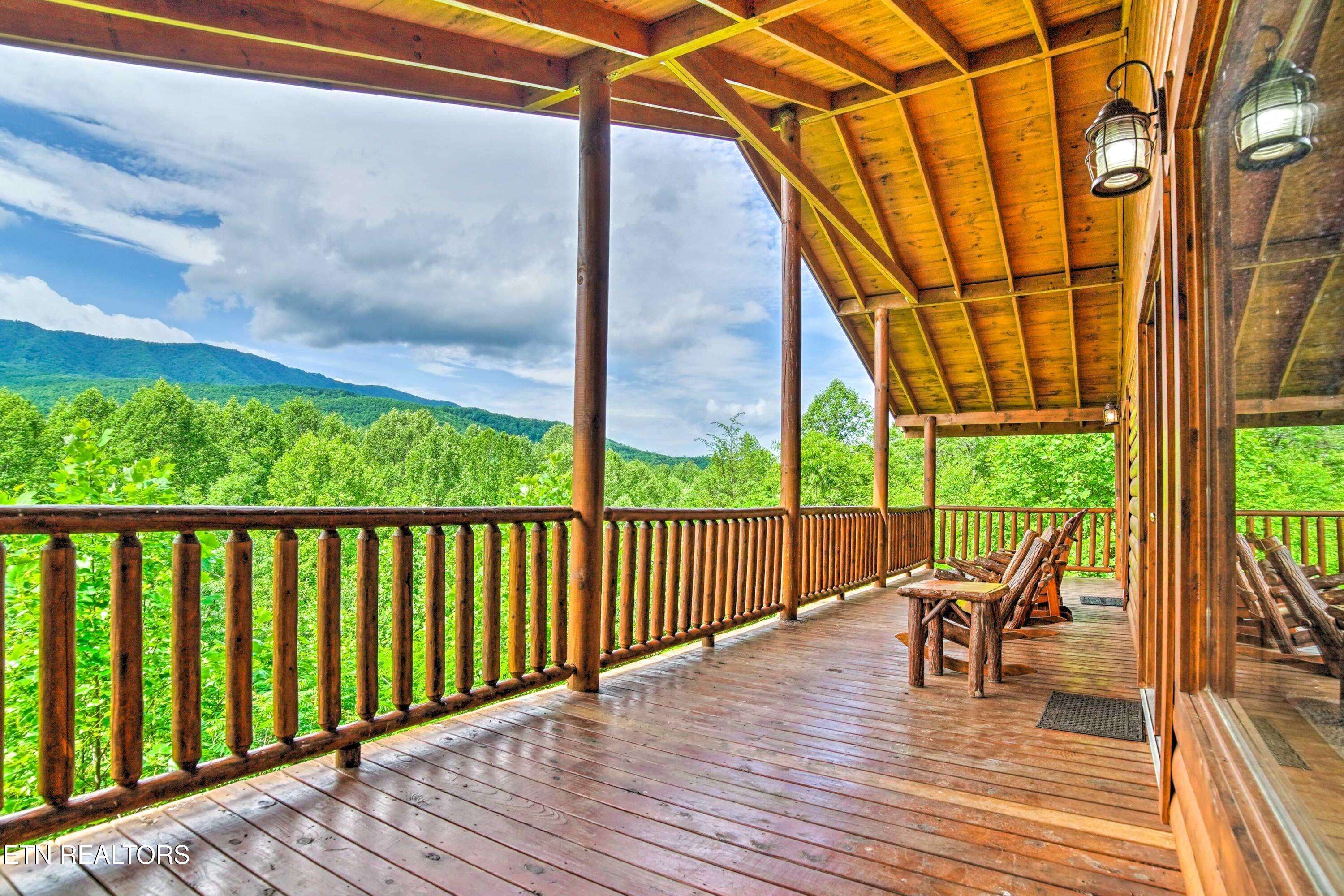 Gatlinburg, TN 37738,4750 Townsend DR