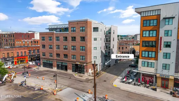 Knoxville, TN 37915,115 Willow Ave #404