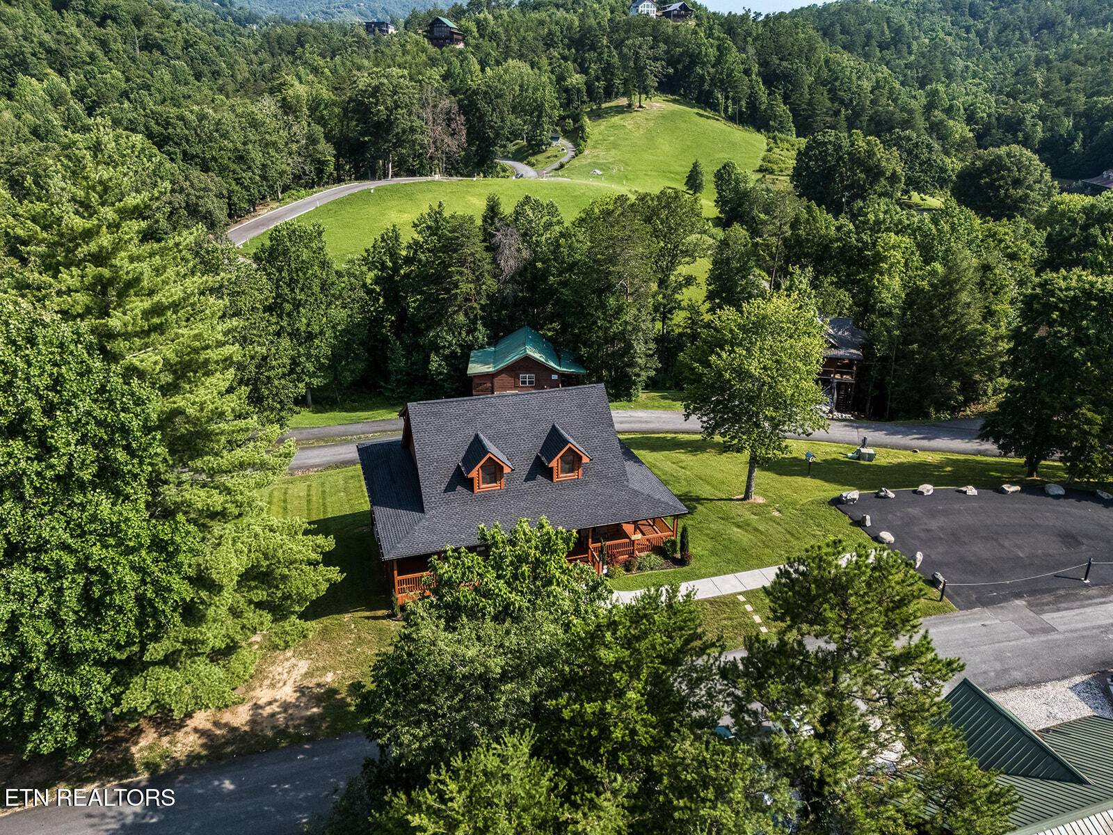 Sevierville, TN 37862,2028 Piney Overlook LN