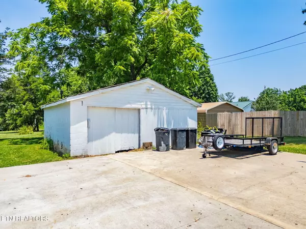 Englewood, TN 37329,313 Locust St