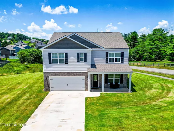 502 Smoky Valley LN, Seymour, TN 37865