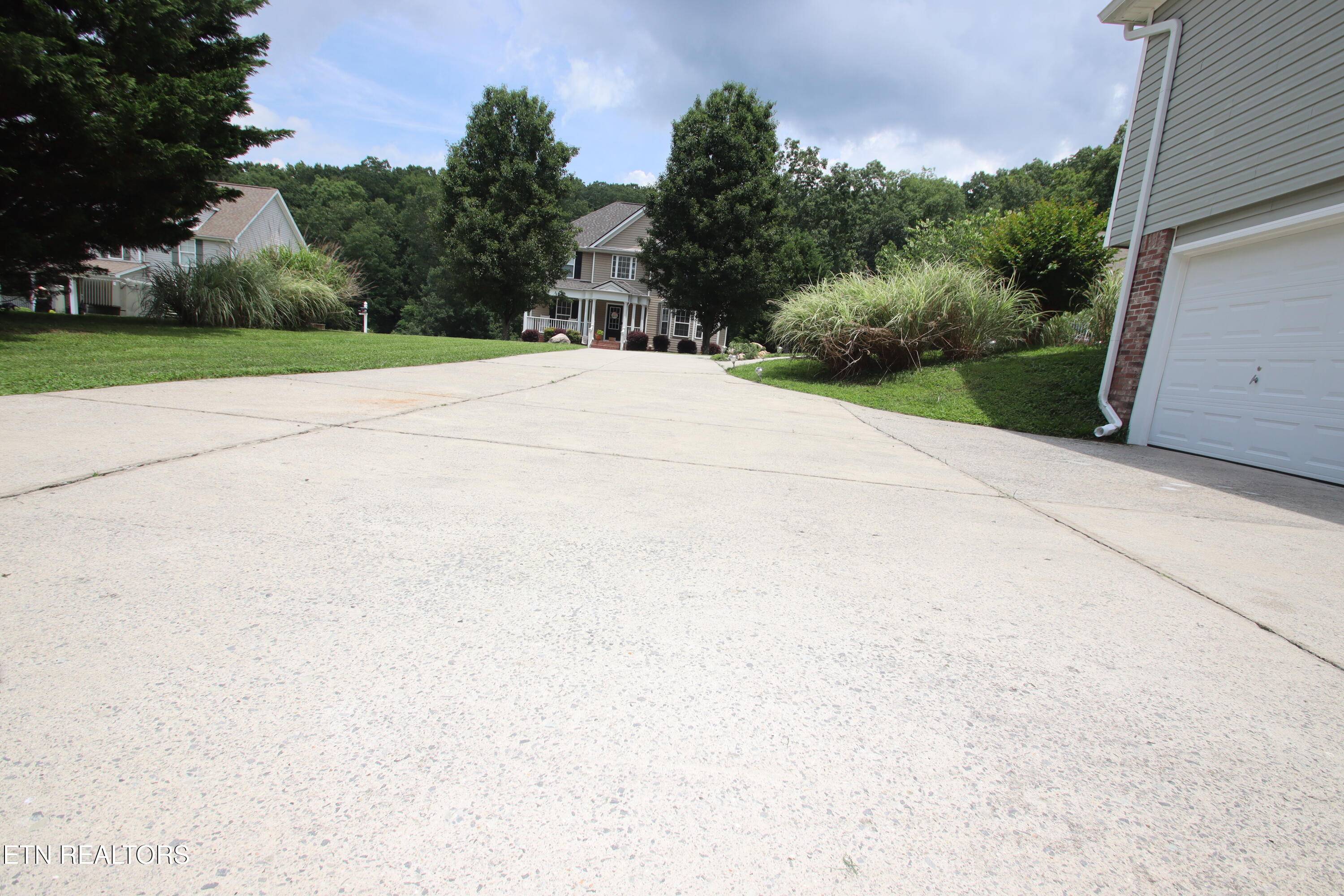 Ooltewah, TN 37363,5843 Forest View LN