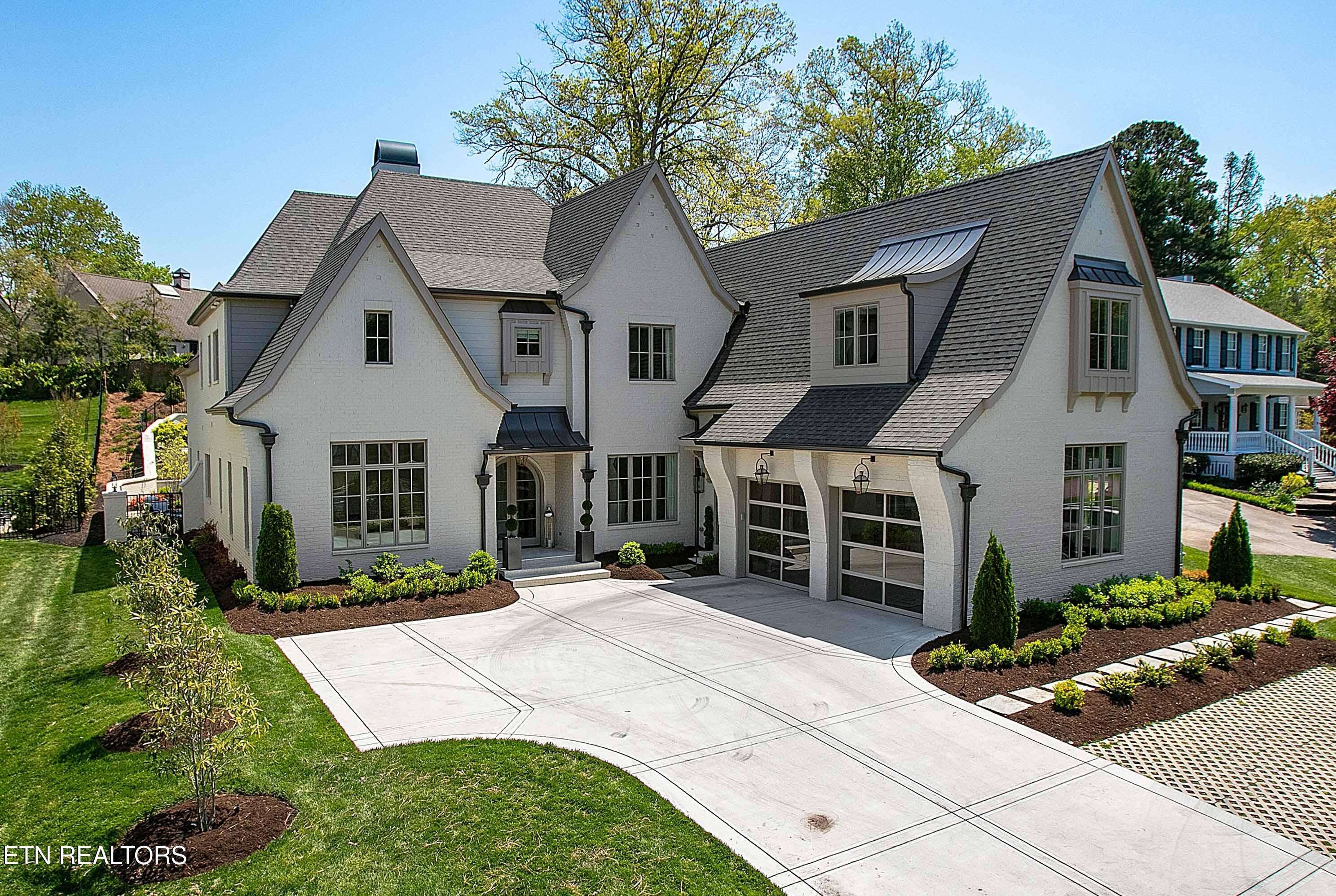 1108 Pineola LN, Knoxville, TN 37919