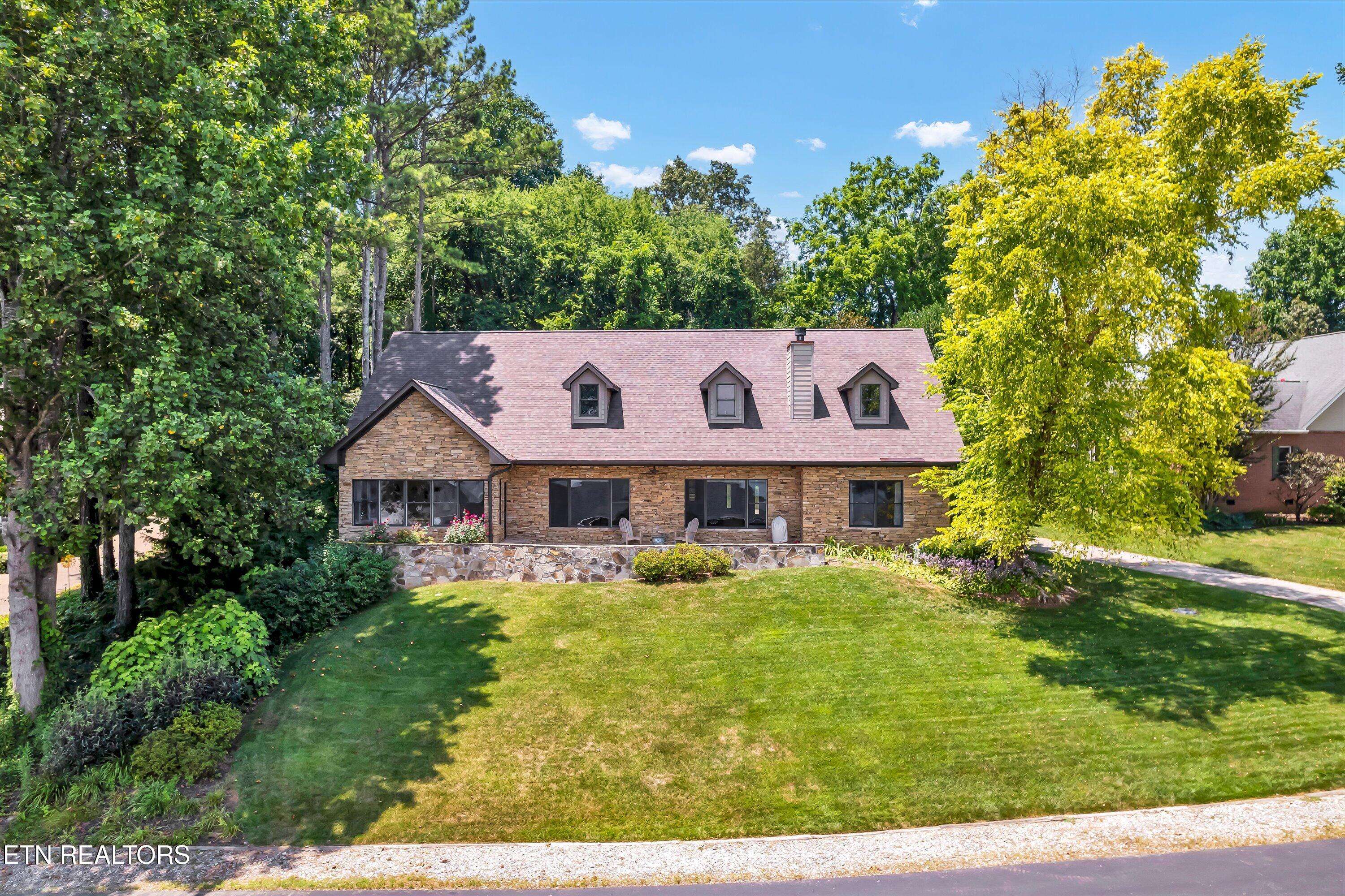 Loudon, TN 37774,215 Dudala WAY