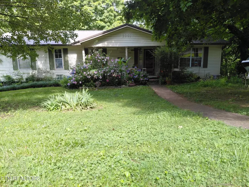 2001 Wayne Circle CIR, Maryville, TN 37804