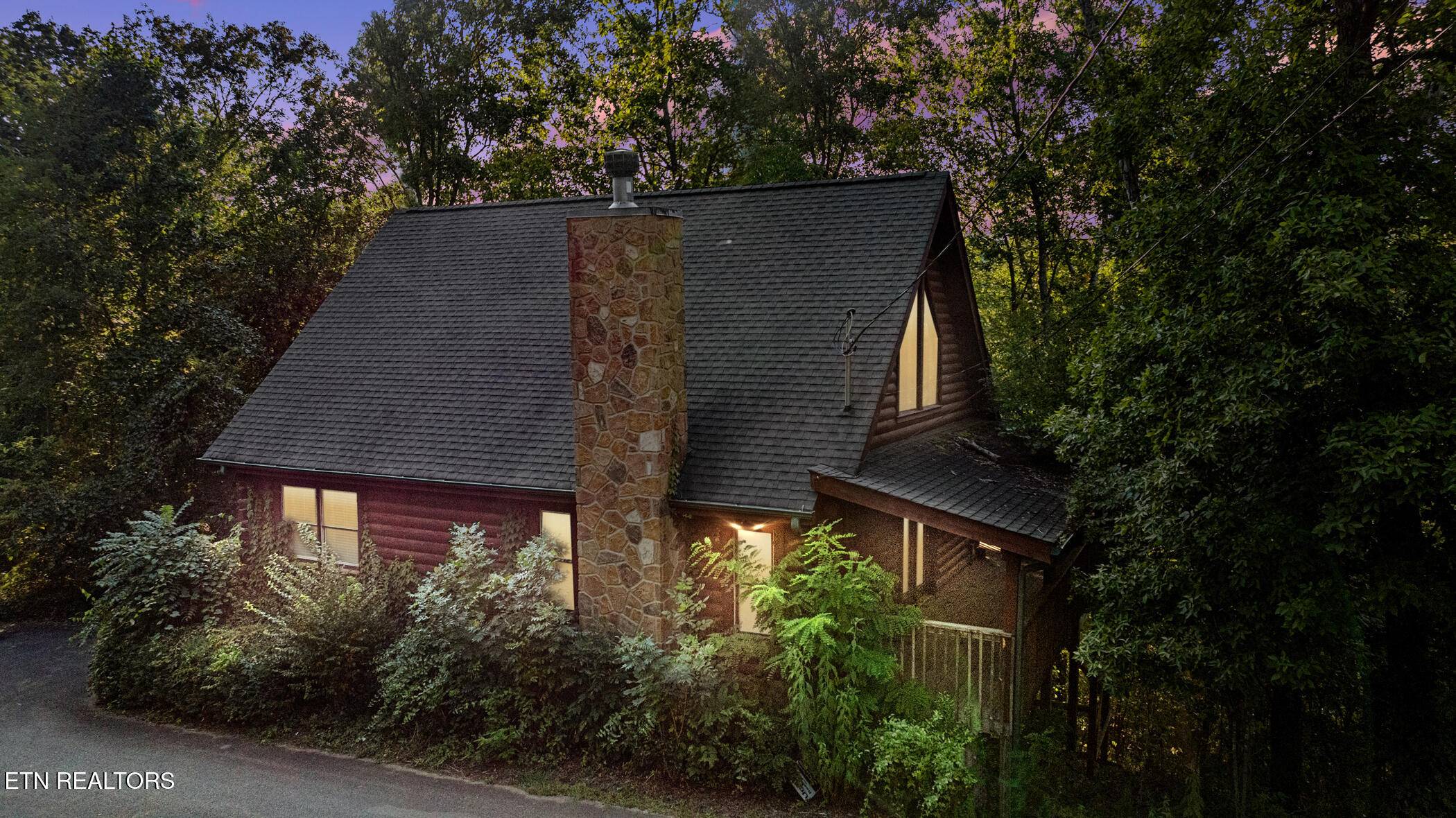 Sevierville, TN 37876,2219 Wingspan DR
