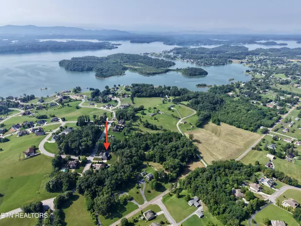 Dandridge, TN 37725,2041 Majestic CIR