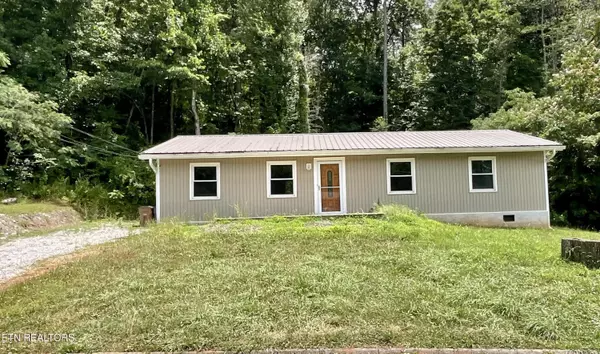 Knoxville, TN 37920,2212 Knollcrest LN