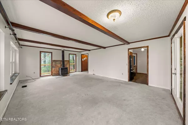 Sevierville, TN 37876,2112 Sanders LN