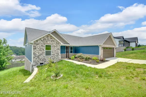 Maynardville, TN 37807,141 Middle Glen Rd