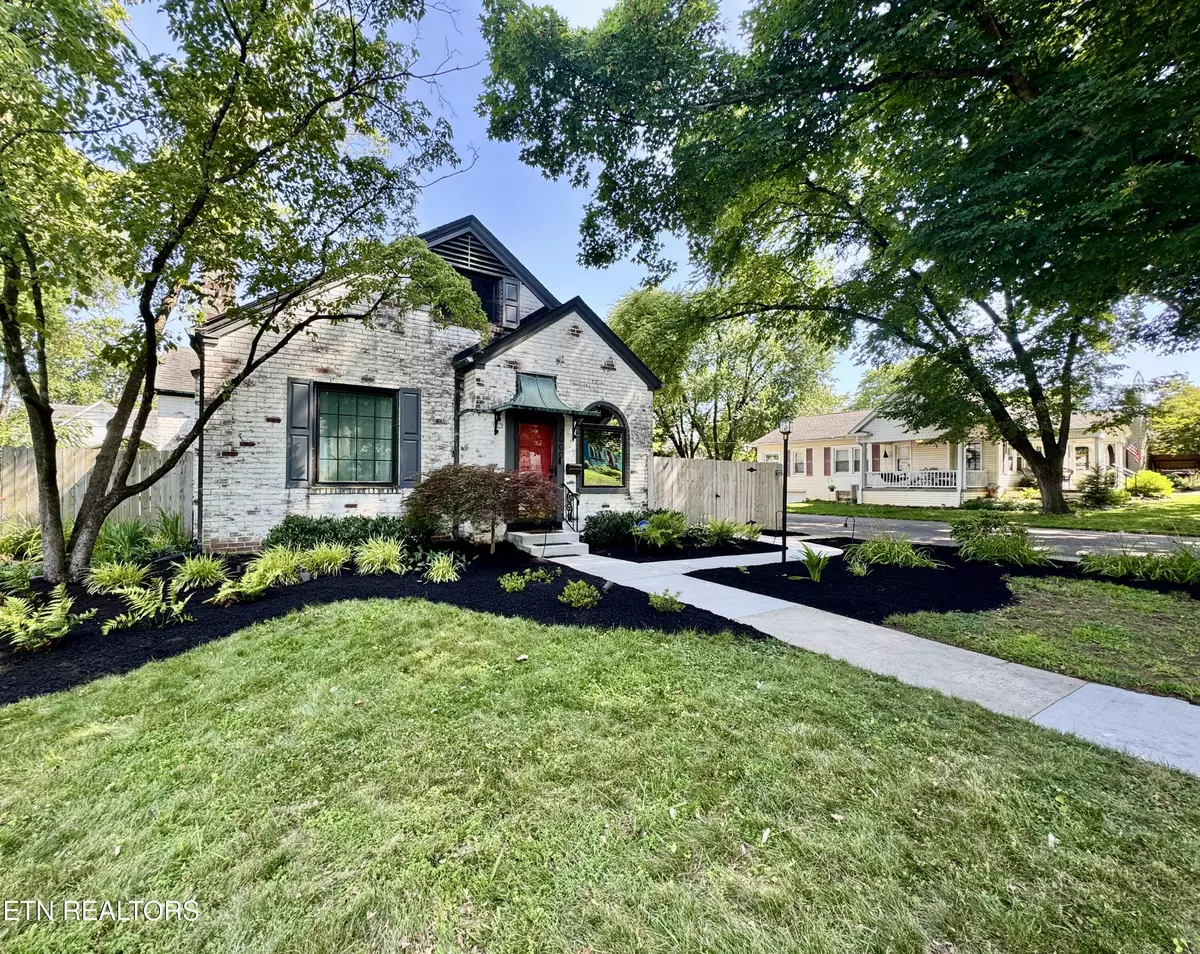 Knoxville, TN 37917,2000 Emoriland Blvd