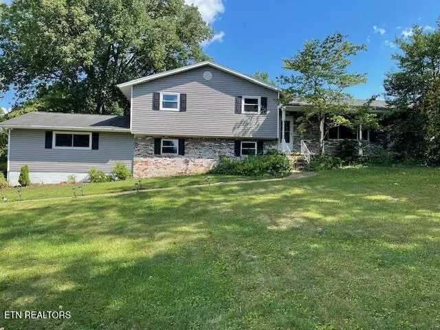 Knoxville, TN 37919,7716 Westland DR